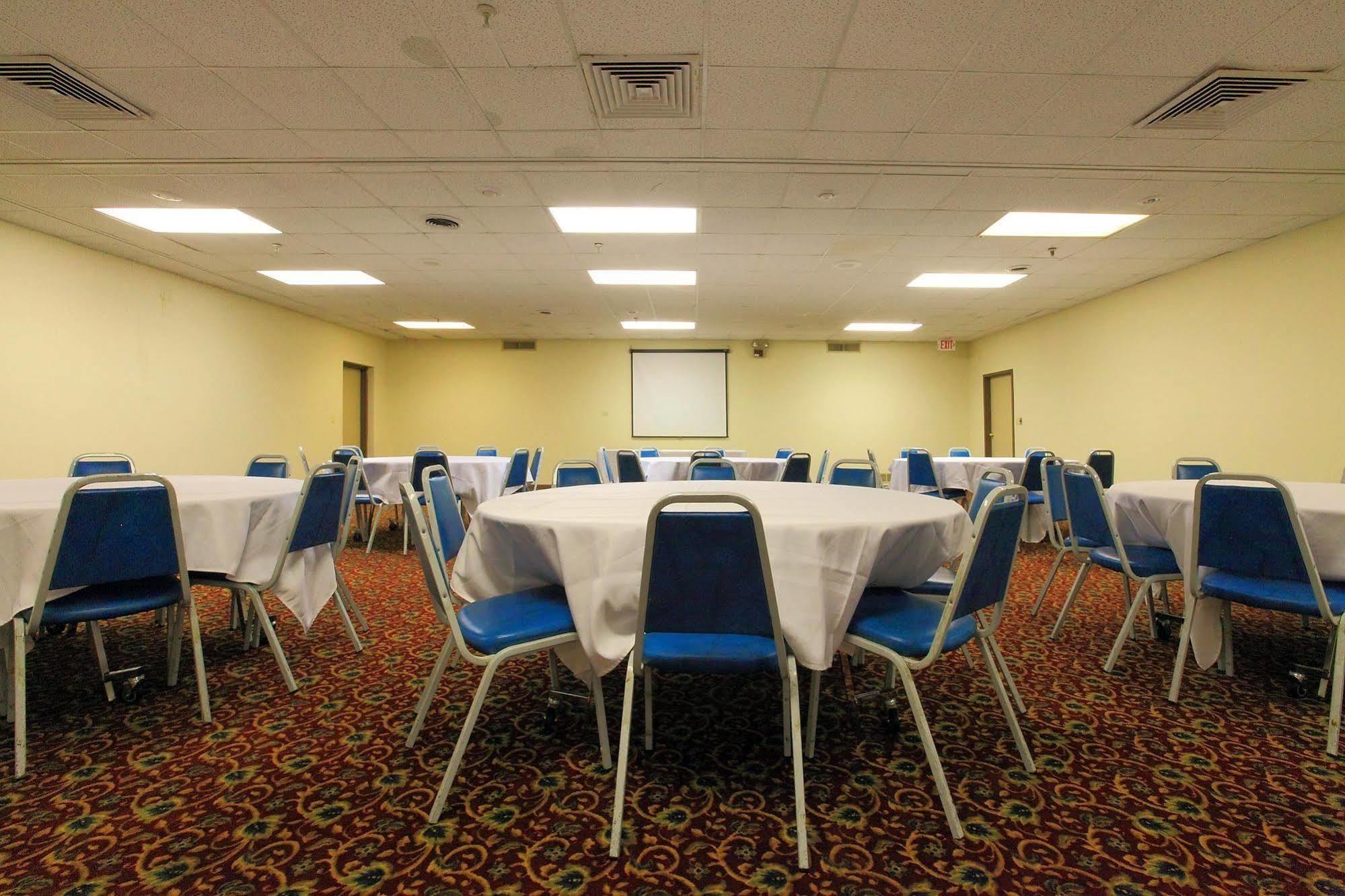 Americas Best Value Inn 뉴튼 시설 사진